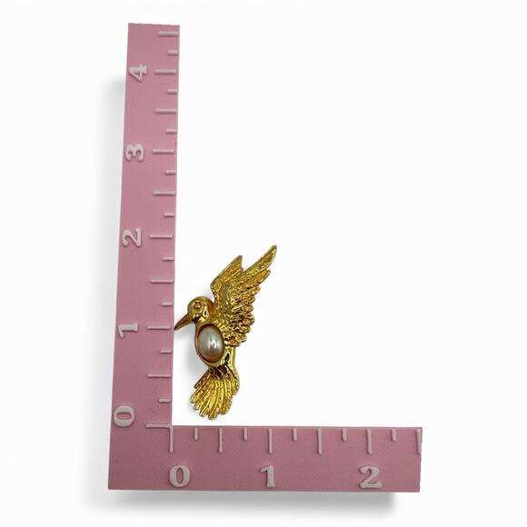 Vintage Richelieu Bird Brooch: Gold Tone Faux Pearl Costume Jewelry - Picture 4 of 5